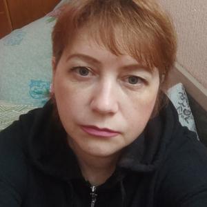 Девушки в Бердске: Юлия, 46 - ищет парня из Бердска