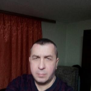 Парни в Волжске: Олег, 54 - ищет девушку из Волжска