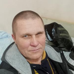 Юрий, 48 лет, Россошь