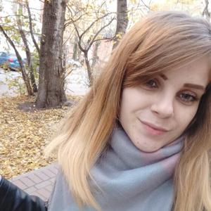 Девушки в Томске: Тамара, 23 - ищет парня из Томска