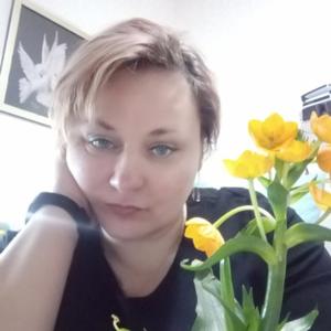 Ирина, 47 лет, Петрозаводск