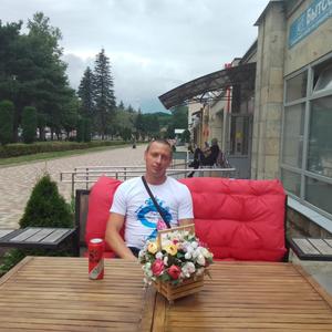 Парни в Ставрополе: Эдуард, 40 - ищет девушку из Ставрополя