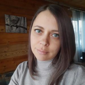 Девушки в Владивостоке: Валентина, 38 - ищет парня из Владивостока
