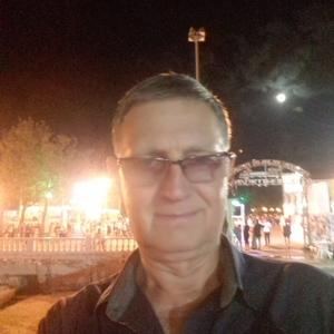 Юрий, 68 лет, Краснодар