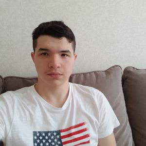 Ян, 22 года, Якутск