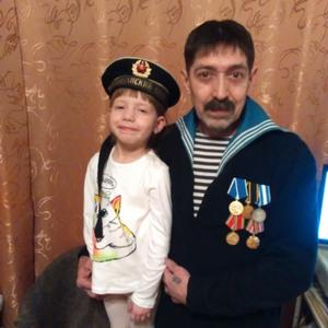 Парни в Первоуральске: Игорь, 64 - ищет девушку из Первоуральска