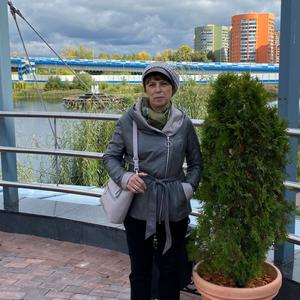 Девушки в Комсомольске-На-Амуре: Наталья, 67 - ищет парня из Комсомольска-На-Амуре