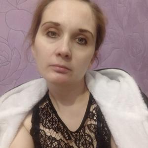 Девушки в Санкт-Петербурге: Вика, 31 - ищет парня из Санкт-Петербурга