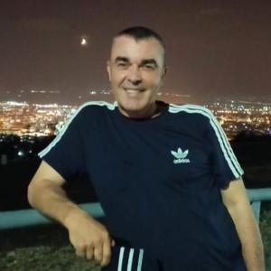 Парни в Шахтерске: Александр, 51 - ищет девушку из Шахтерска