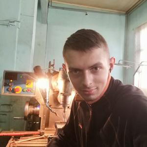 Парни в Азове: Александр, 25 - ищет девушку из Азова