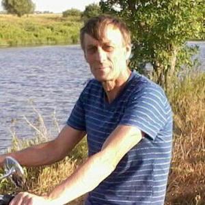 Виктор, 61 год, Сургут
