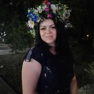 Девушки в Азове: Юлия, 42 - ищет парня из Азова