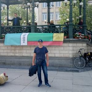 Парни в Варшаве: Влад, 59 - ищет девушку из Варшавы