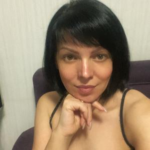 Девушки в Санкт-Петербурге: Елена, 42 - ищет парня из Санкт-Петербурга