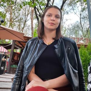 Девушки в Гродно: Вика, 25 - ищет парня из Гродно