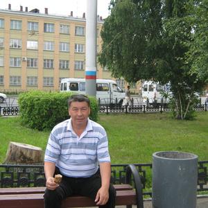 Алик, 62 года, Омск