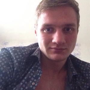 Антон, 24 года, Курск