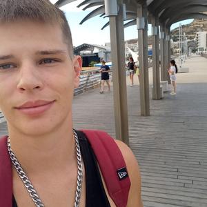 Макс, 22 года, Alicante