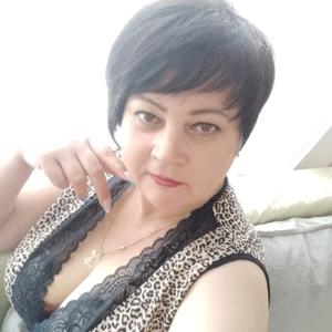 Девушки в Семикаракорске: Наталья, 52 - ищет парня из Семикаракорска