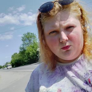 Девушки в Курчатове: Юлия, 22 - ищет парня из Курчатова