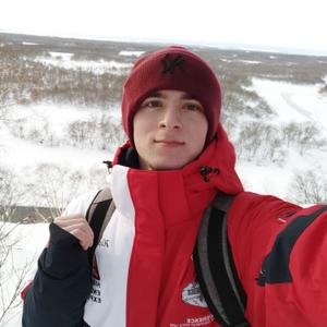 Парни в Владивостоке: Дмитрий, 24 - ищет девушку из Владивостока