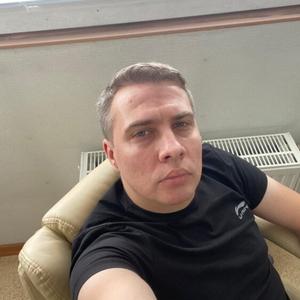 Виктор, 36 лет, Калуга