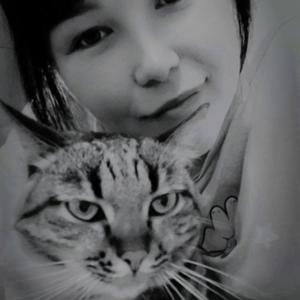 Busty qiz porno onlayn Ollida jinsiy aloqa