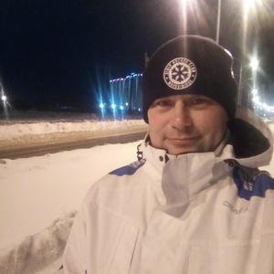 Парни в Нефтеюганске: Анатолий, 42 - ищет девушку из Нефтеюганска