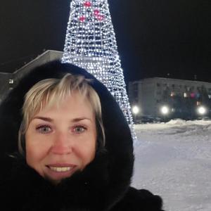 Девушки в Усинске: Людмила, 51 - ищет парня из Усинска