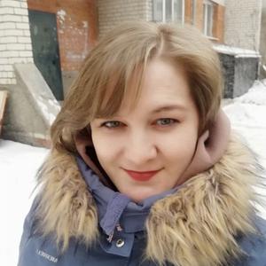 Девушки в Ульяновске: Вета, 36 - ищет парня из Ульяновска