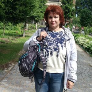 Девушки в Серпухове: Елена, 59 - ищет парня из Серпухова