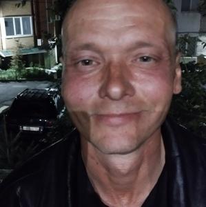 Парни в Владивостоке: Сергей Решетников, 38 - ищет девушку из Владивостока