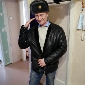 Валерий, 54 года, Красновишерск