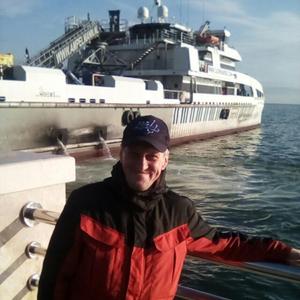 Игорь, 54 года, Оленегорск