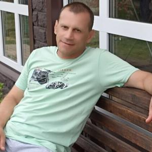 Парни в Нововоронеже: Александр, 47 - ищет девушку из Нововоронежа