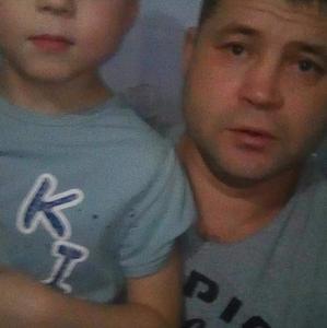 Парни в Нижнекамске: Александр, 44 - ищет девушку из Нижнекамска