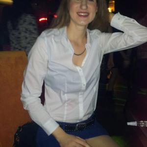 Девушки в Тольятти: Alena, 35 - ищет парня из Тольятти