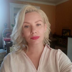 Юлия, 39 лет, Севастополь