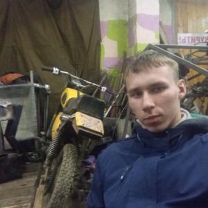 Антон, 22 года, Брянск