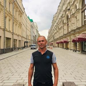 Парни в Курильске: Олег, 48 - ищет девушку из Курильска