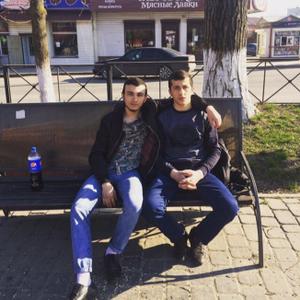 Ильяс, 25 лет, Калининград