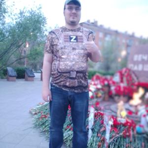 Роман, 27 лет, Новотроицк