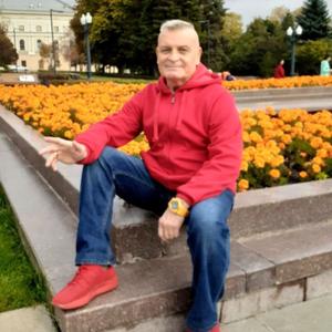 Парни в Волгограде: Владимир, 65 - ищет девушку из Волгограда