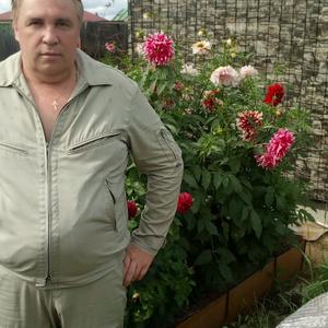 Александр, 54 года, Псков