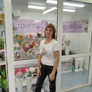 Девушки в Нижний Тагиле: Людмила, 63 - ищет парня из Нижний Тагила