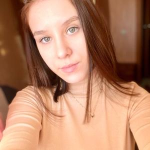 Девушки в Таганроге: Алина, 23 - ищет парня из Таганрога
