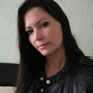 Девушки в Бобруйске: Дамира, 38 - ищет парня из Бобруйска