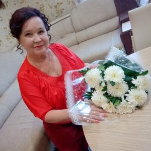 Надежда Варламова, 64 года, Кичера