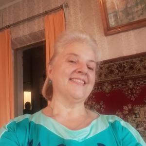 Девушки в Новокузнецке: Галина, 63 - ищет парня из Новокузнецка