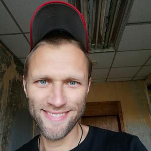 Парни в Уссурийске: Денис, 37 - ищет девушку из Уссурийска